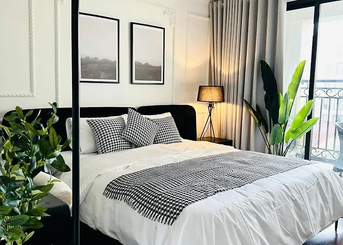 Studio Apartment At D\'Leroi Solei Tay Ho